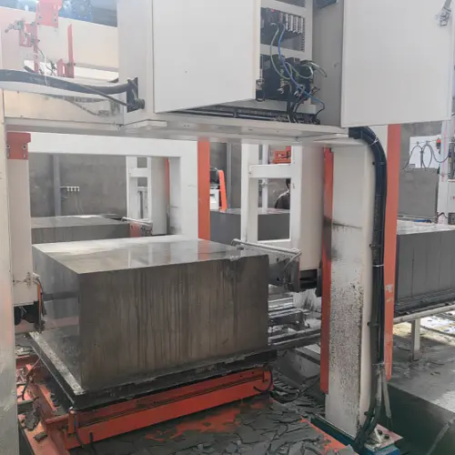 Equipamento para blocos de betão de espuma