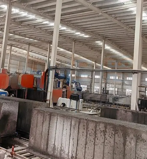 Linha de produção de tijolos de proteção ambiental de fosfogesso do cliente de Guizhou colocada em produção